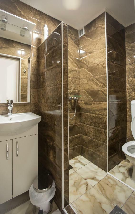 Bed and Breakfast Pansion Kipovi Tuzla Exterior foto
